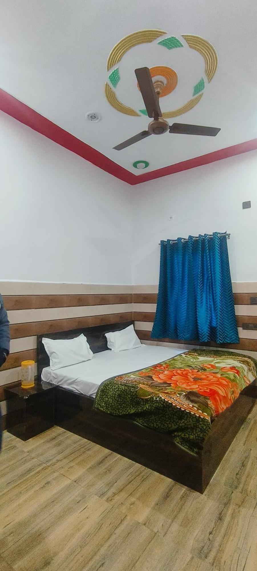Hotel K.D.Dham Near Prem Mandir1 Vrindāvan Esterno foto
