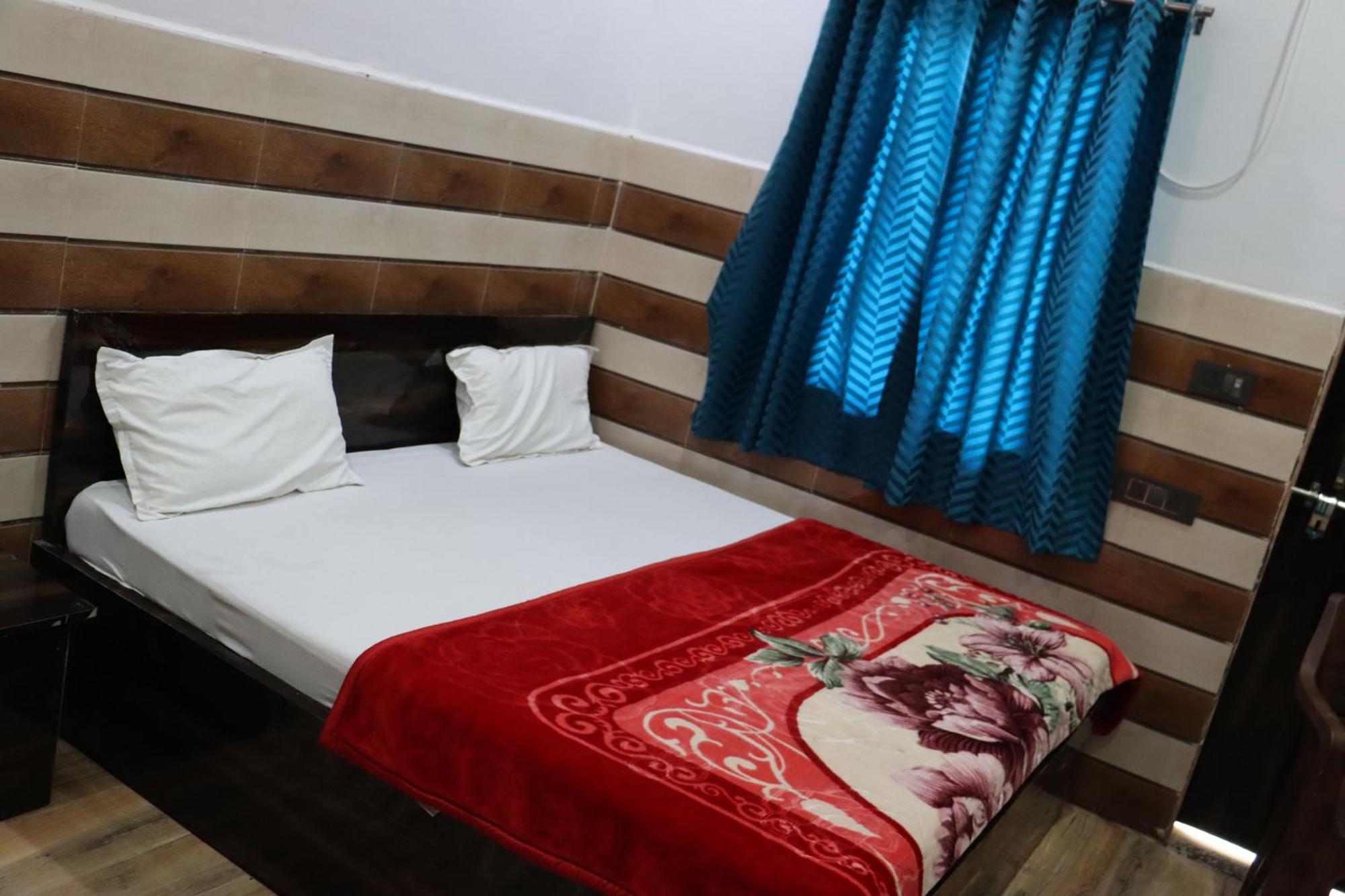 Hotel K.D.Dham Near Prem Mandir1 Vrindāvan Esterno foto
