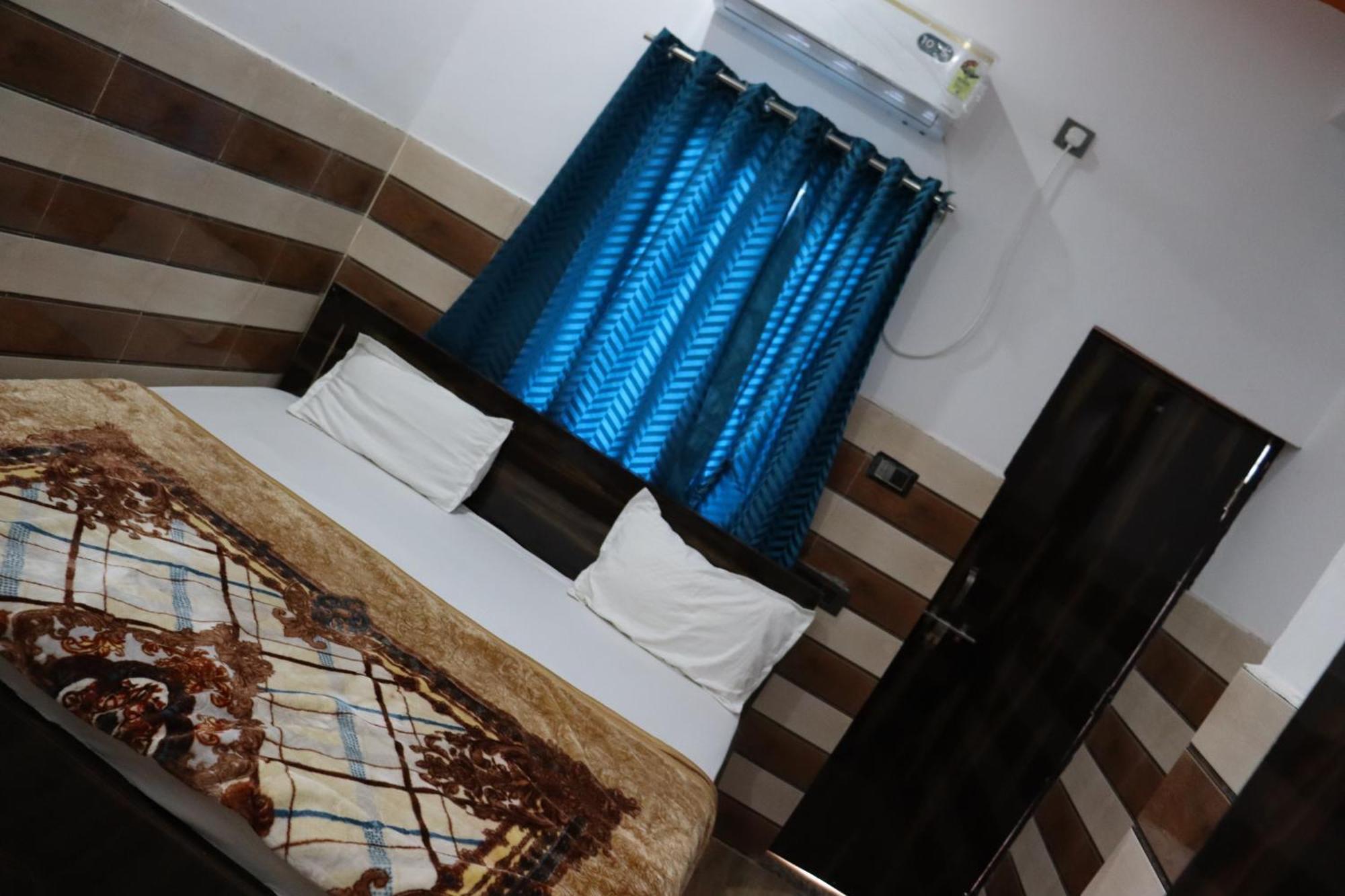 Hotel K.D.Dham Near Prem Mandir1 Vrindāvan Esterno foto