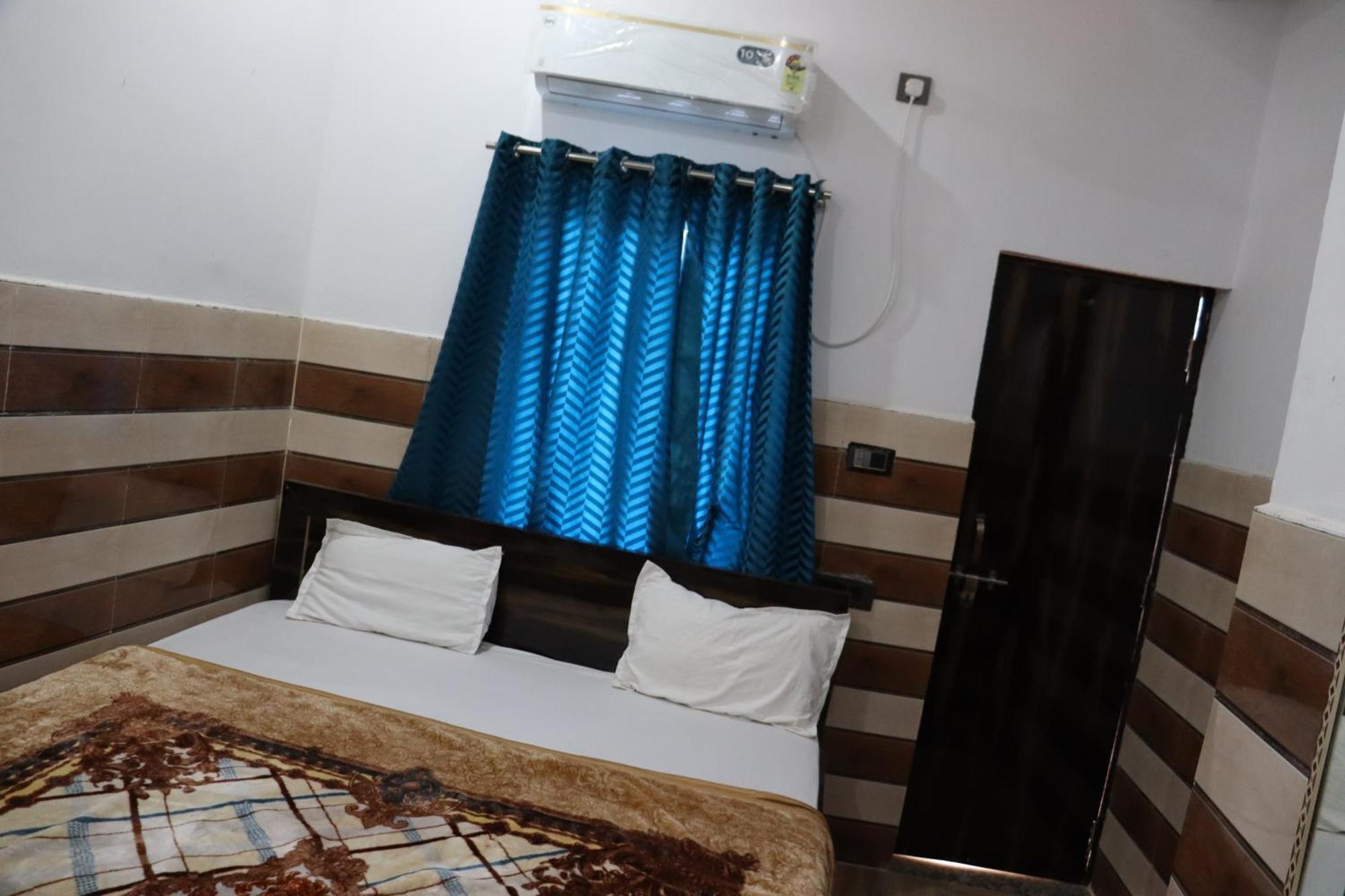 Hotel K.D.Dham Near Prem Mandir1 Vrindāvan Esterno foto